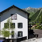 Les Chamois Apartment Chamonix